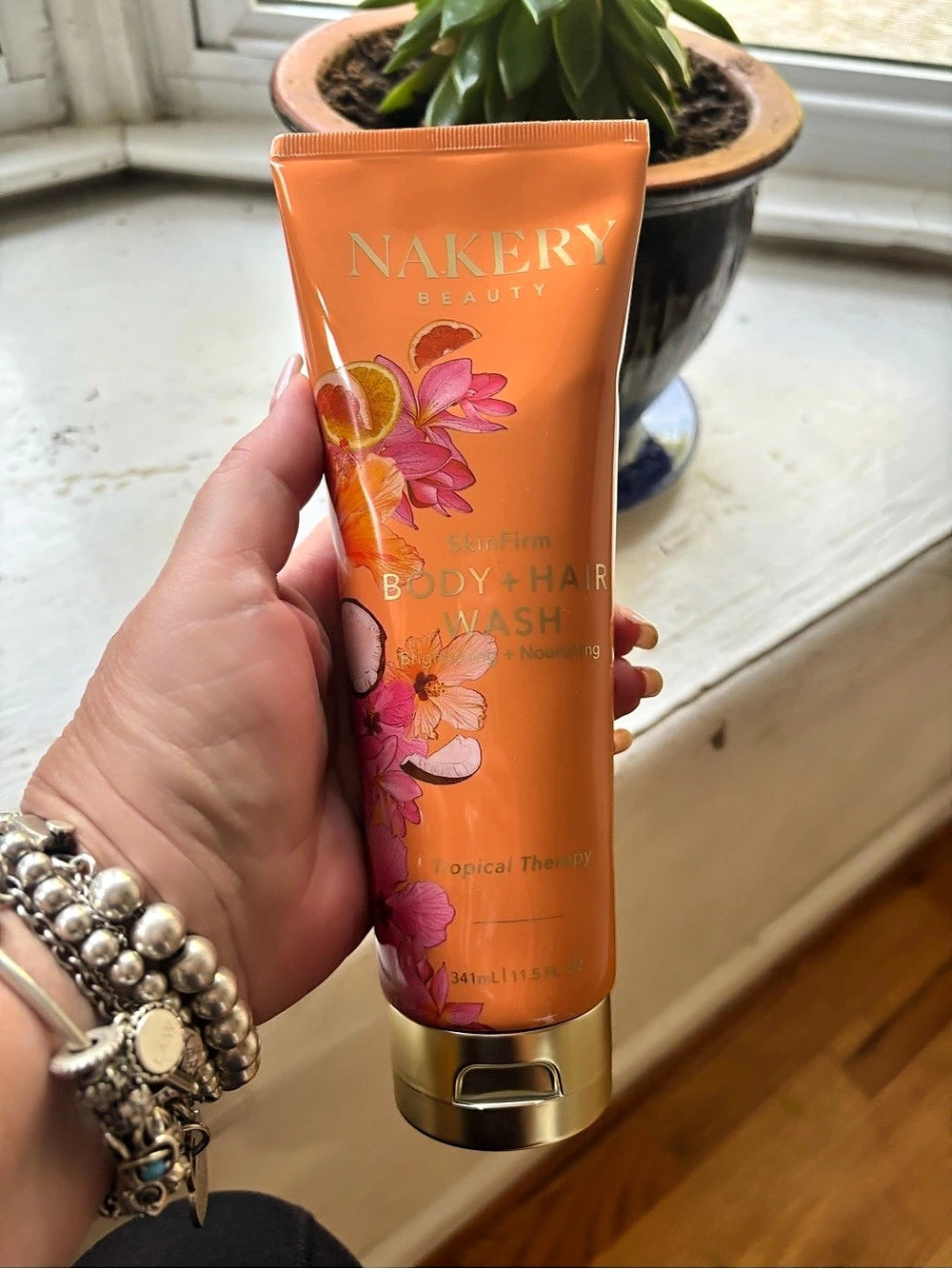 Nakery Skin Firm Body + Hair Wash Tropical Therapy 3.4 oz NWT